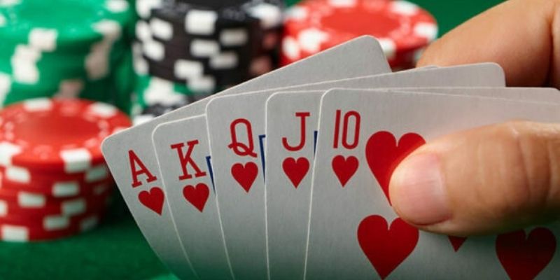 Tìm hiểu luật chơi Poker siêu dễ hiểu cho tân thủ 